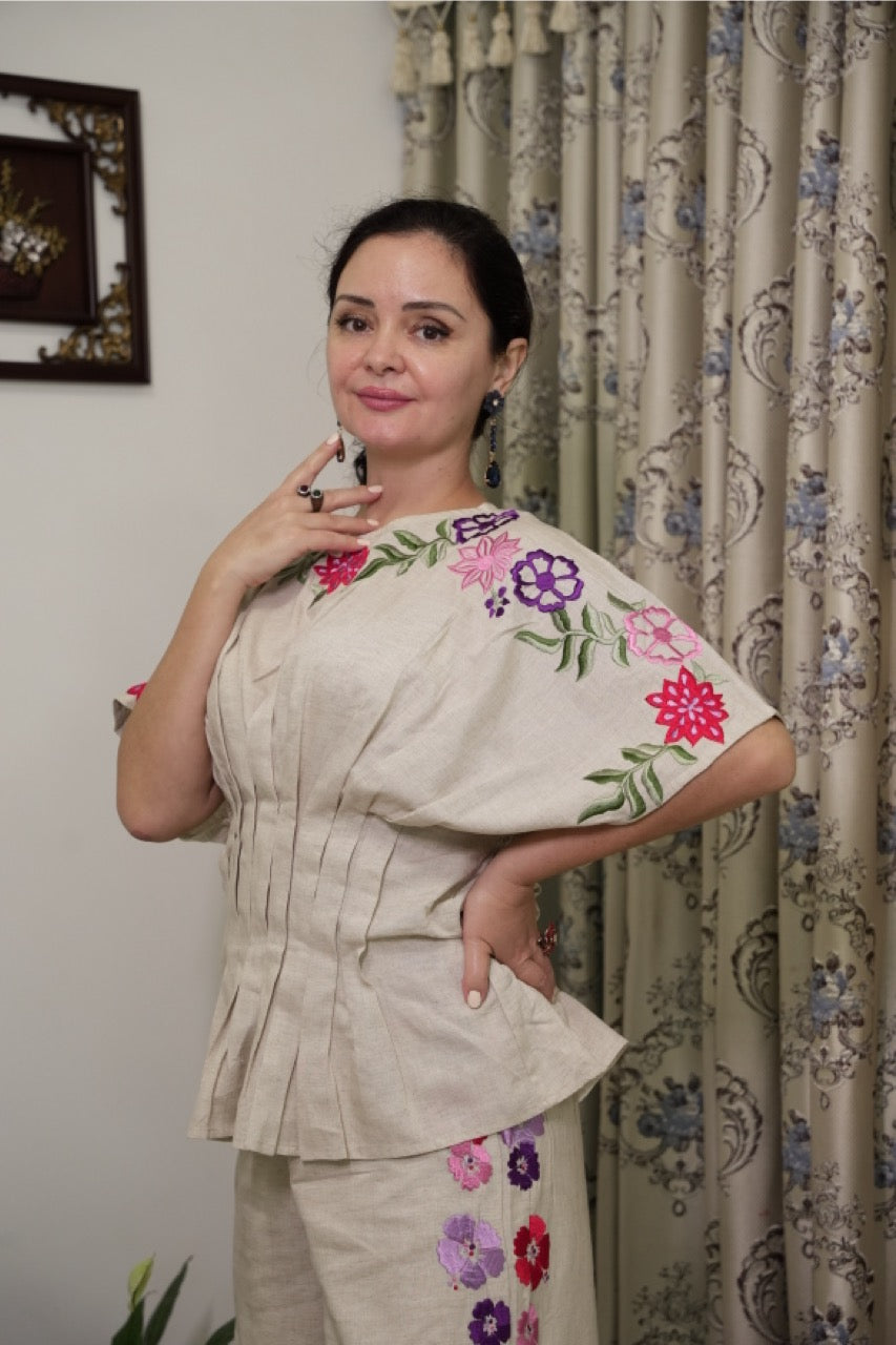 Statement Tulip Top