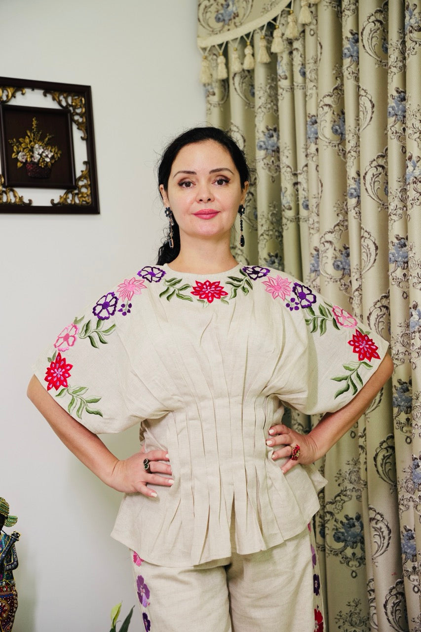 Statement Tulip Top